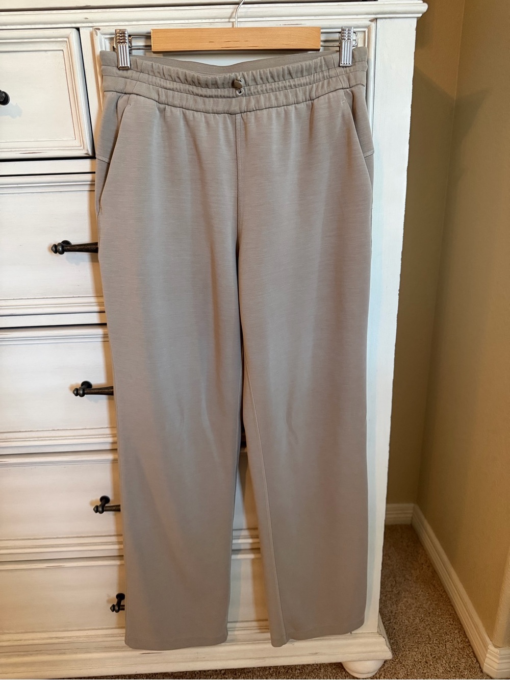 Lululemon softstreme pants